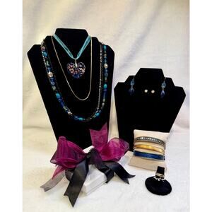 ✨ 10pc Blue & Gold Jewelry Bundle 
 Necklaces, Earrings, Bangles & Rings